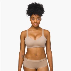 Brand new Lululemon Hold True Bra